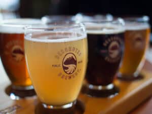 difference between nitro and cask beer deschutes beer flight