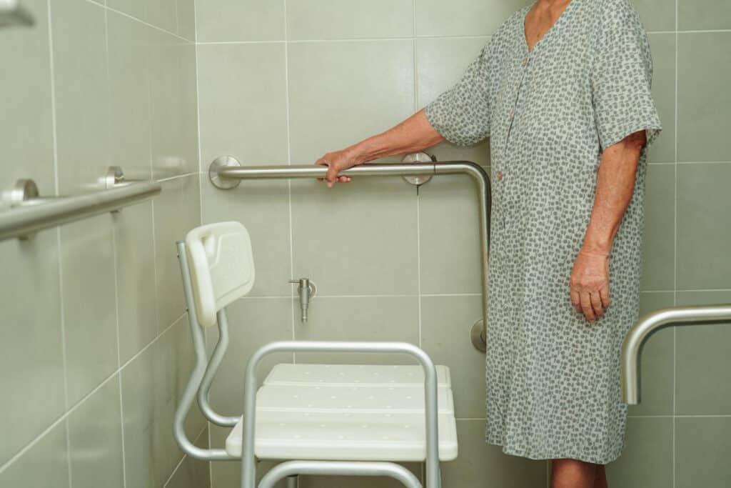 Top 10 Bathroom Accessories for Seniors | Reliable Water Services